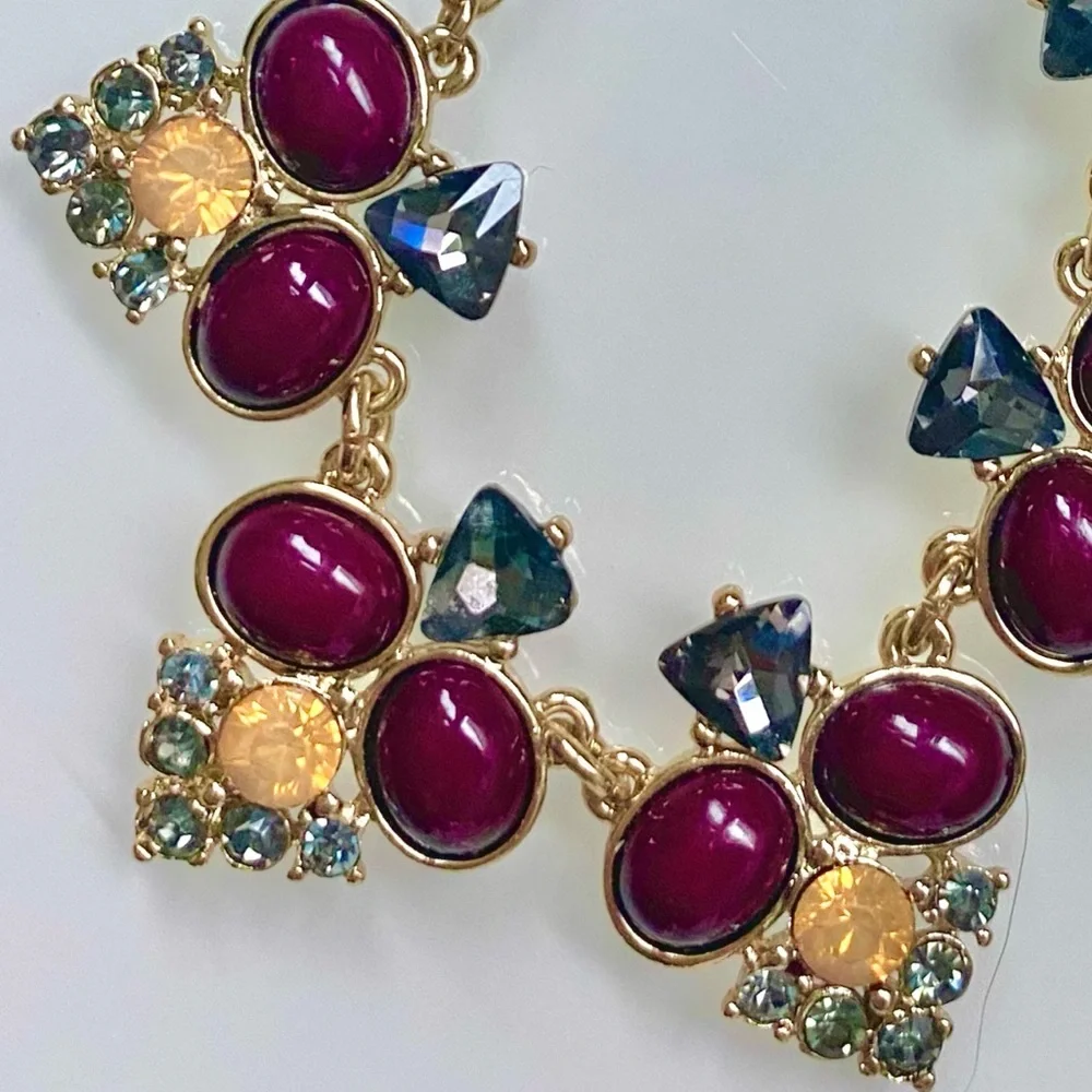 Elegant Vintage THE LIMITED Gold Tone AB Rhinestone Statement Necklace